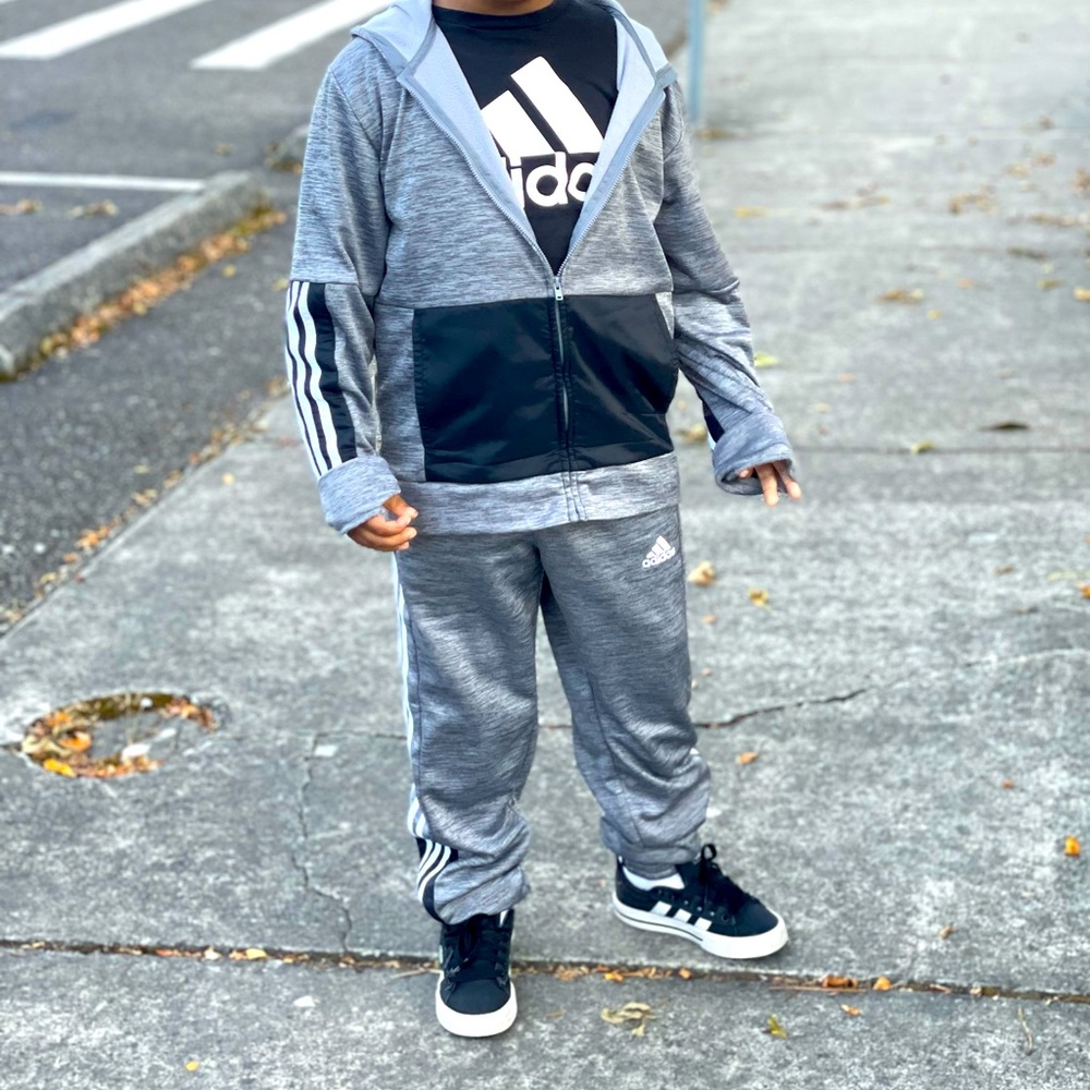 10/12 Adidas Track Suit